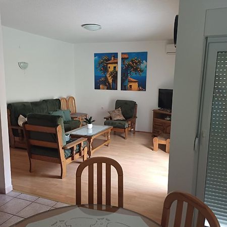 Apartment Sano Podstrana Dış mekan fotoğraf