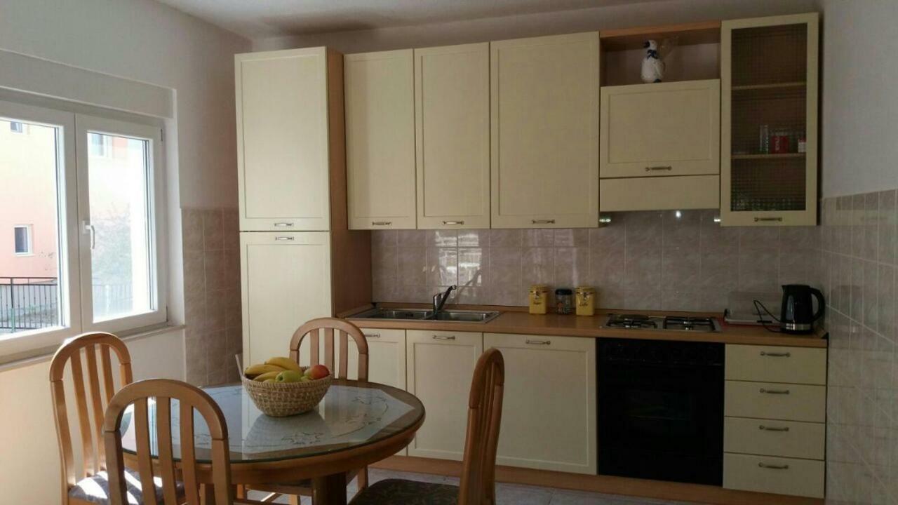 Apartment Sano Podstrana Dış mekan fotoğraf