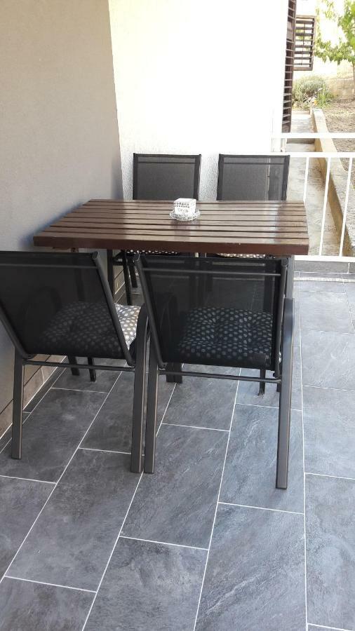 Apartment Sano Podstrana Dış mekan fotoğraf